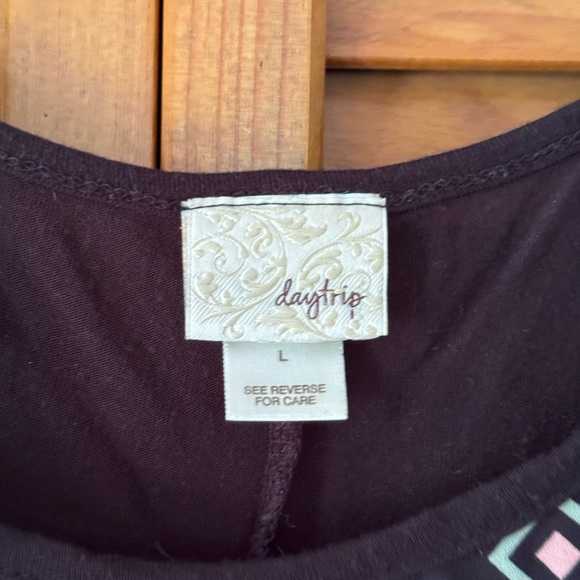 DAYTRIP | Aztec Top - Picture 5 of 5